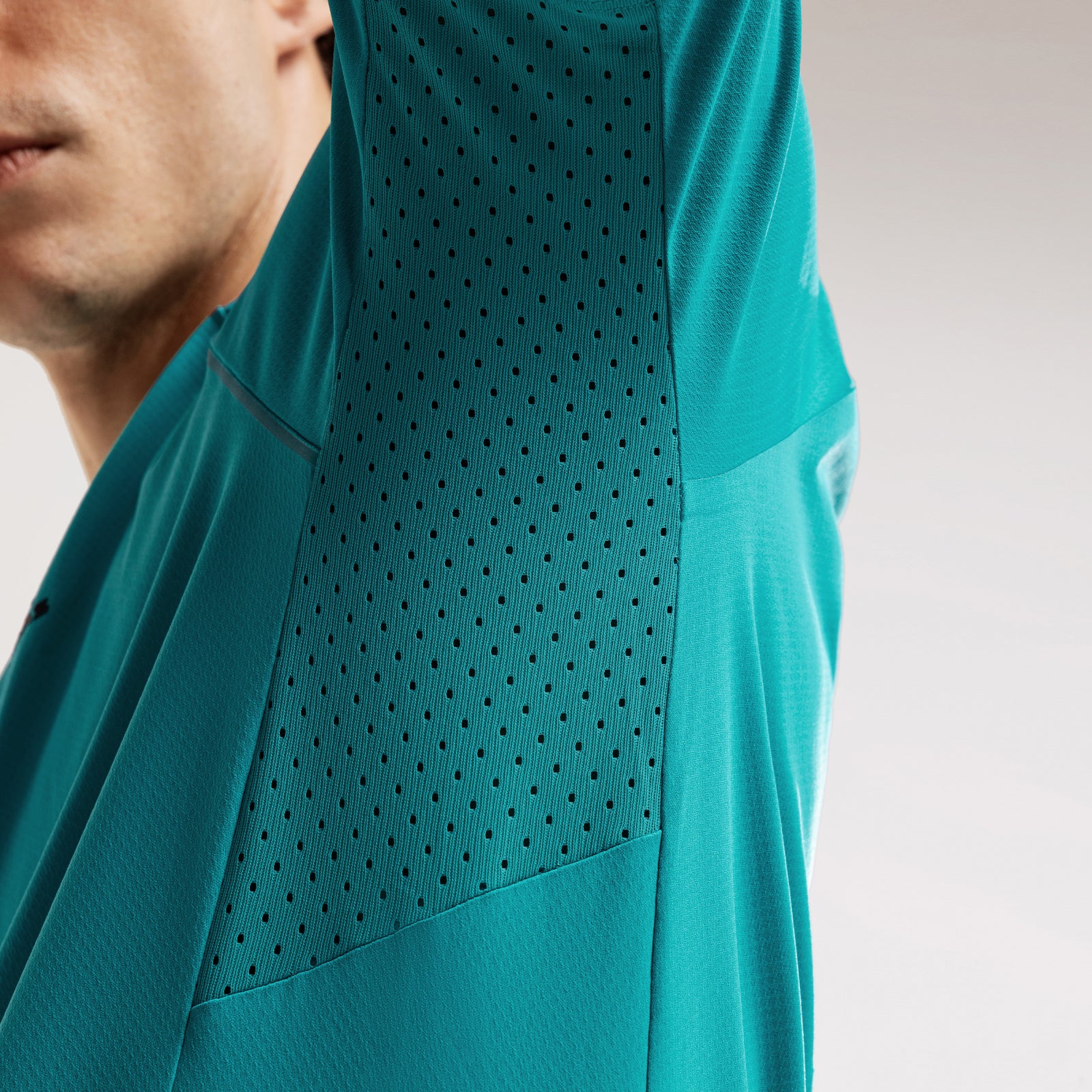 KAILAS Crew Neck Short Sleeve Functional T-Shirt Men's - Image 13